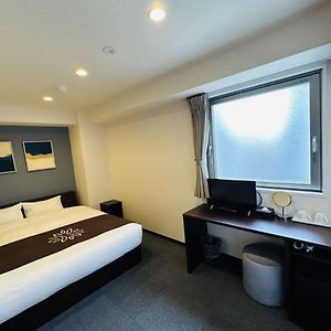 Floral Hotel - Sakaisuji-Honmachi Osaka